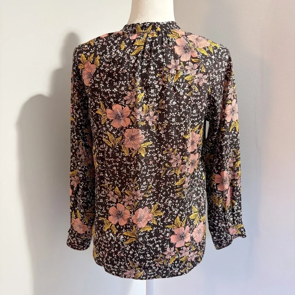 Zadig and Voltaire Chai Print Dark Floral 100% Silk Blouse Top Size XS Luxury - Picture 3 of 14